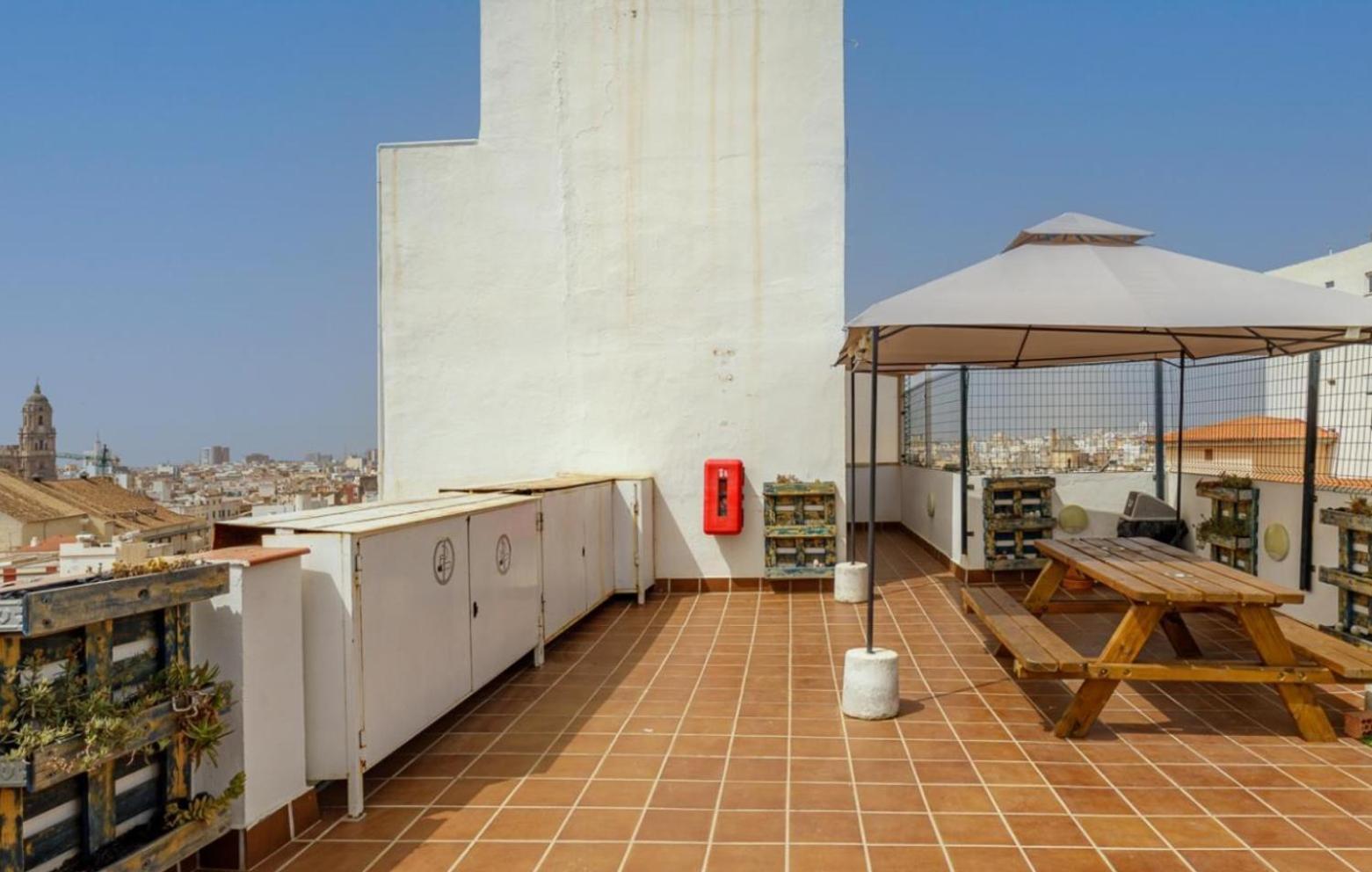 Apartamento Centrico La Merced 2 - Free Parking & Free Gym Apartment มาลากา ภายนอก รูปภาพ