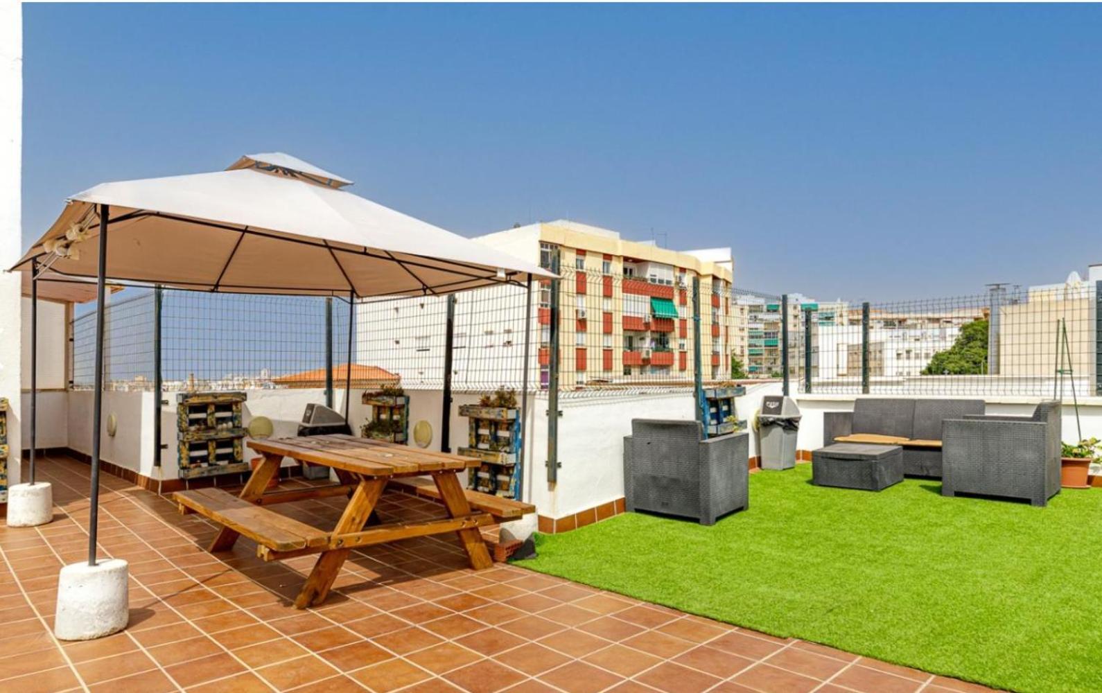 Apartamento Centrico La Merced 2 - Free Parking & Free Gym Apartment มาลากา ภายนอก รูปภาพ