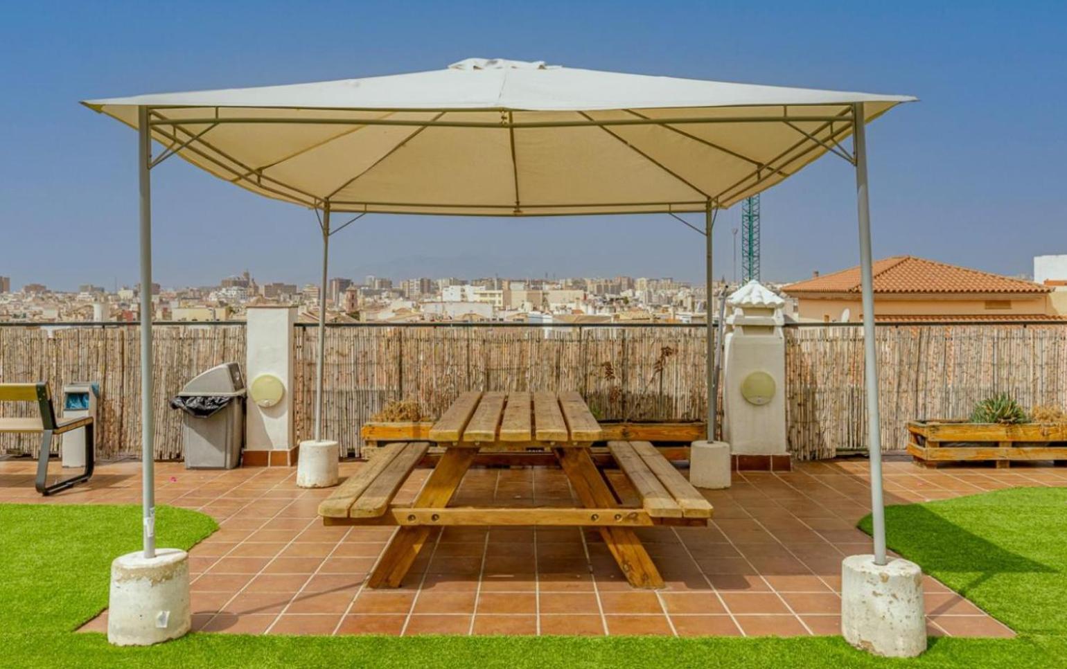 Apartamento Centrico La Merced 2 - Free Parking & Free Gym Apartment มาลากา ภายนอก รูปภาพ